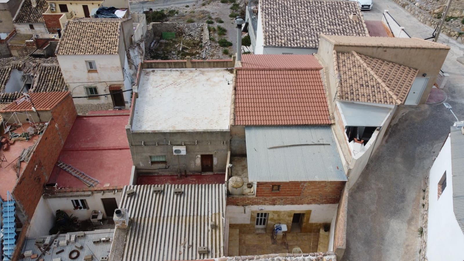 4 soveværelse Byhus til salg i Cantoria - € 60.000 (Ref: 7879256)