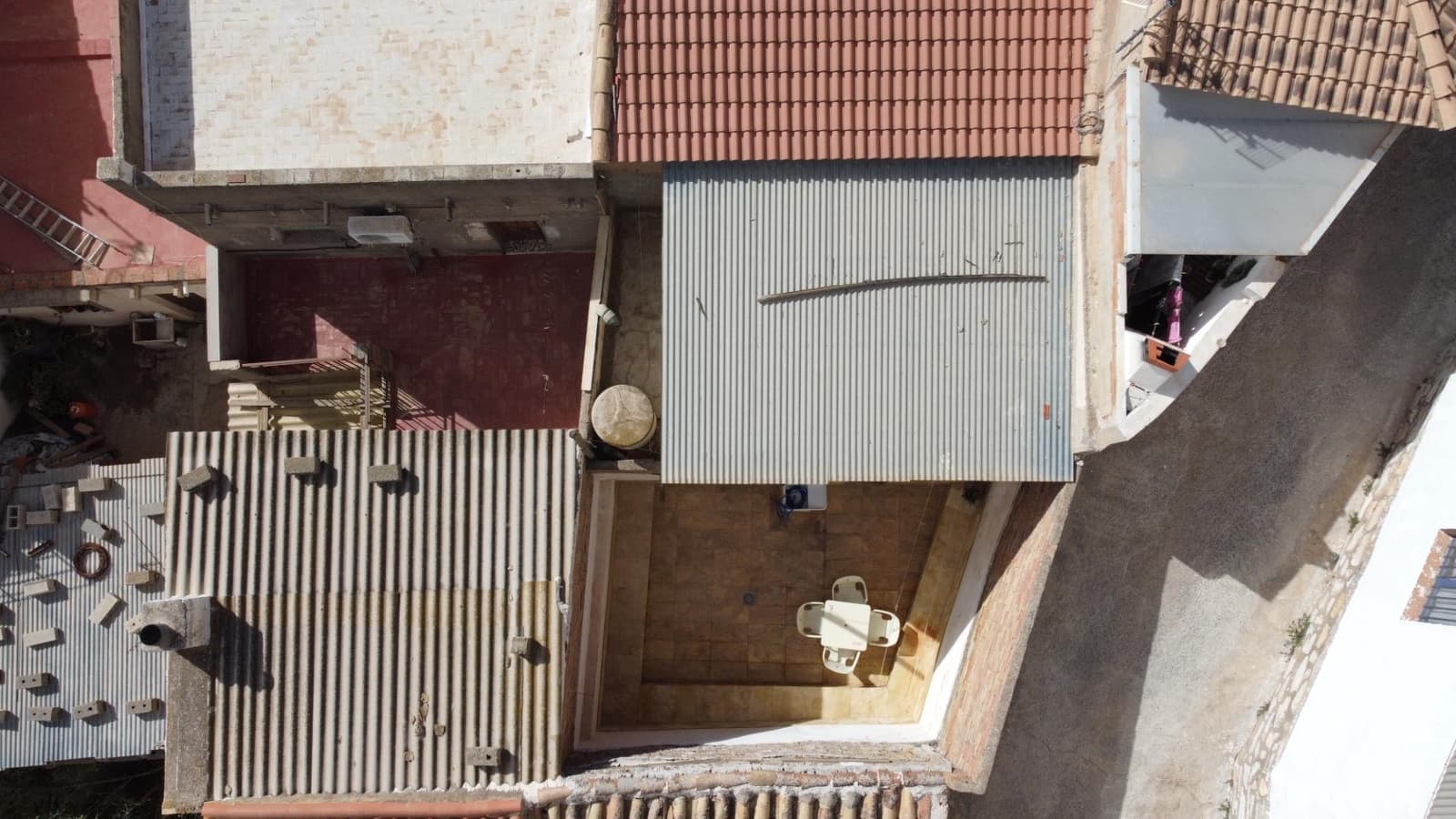 4 soveværelse Byhus til salg i Cantoria - € 60.000 (Ref: 7879256)