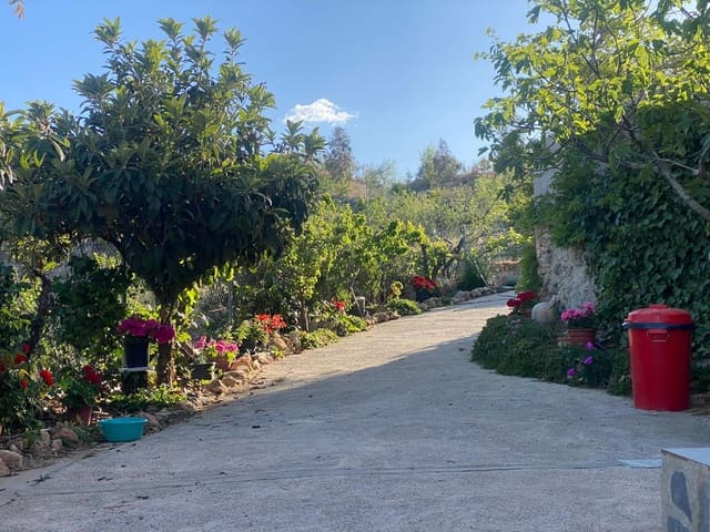 5 bedroom Finca/Country House for sale in Sierro - € 269,000 (Ref: 7910610)