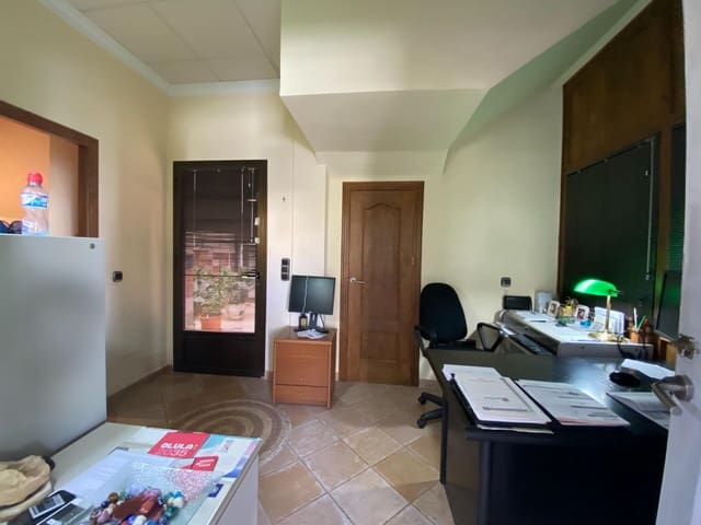 Commercial for sale in Olula del Río - € 210,000 (Ref: 7923859)