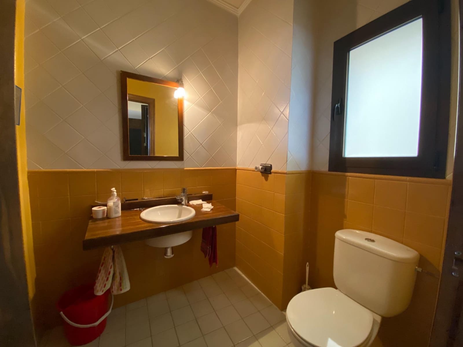 Commercial for sale in Olula del Rio - € 210,000 (Ref: 7923859)