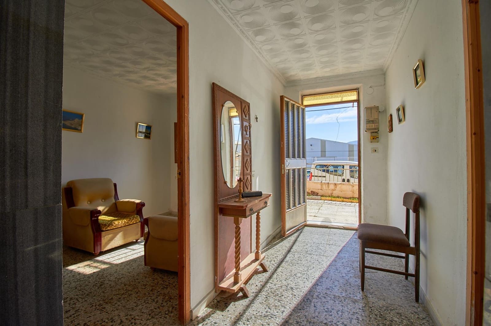 Finca/Casa Rural de 2 habitaciones en Fines en venta con garaje - 65.000 € (Ref: 8090323)