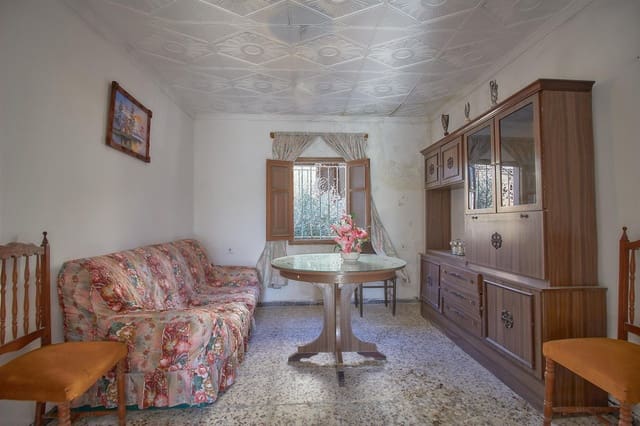 Finca/Casa Rural de 2 habitaciones en Fines en venta con garaje - 65.000 € (Ref: 8090323)