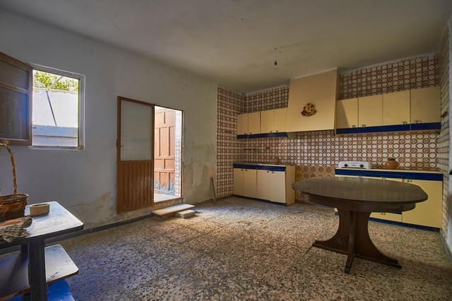 Finca/Casa Rural de 2 habitaciones en Fines en venta con garaje - 65.000 € (Ref: 8090323)