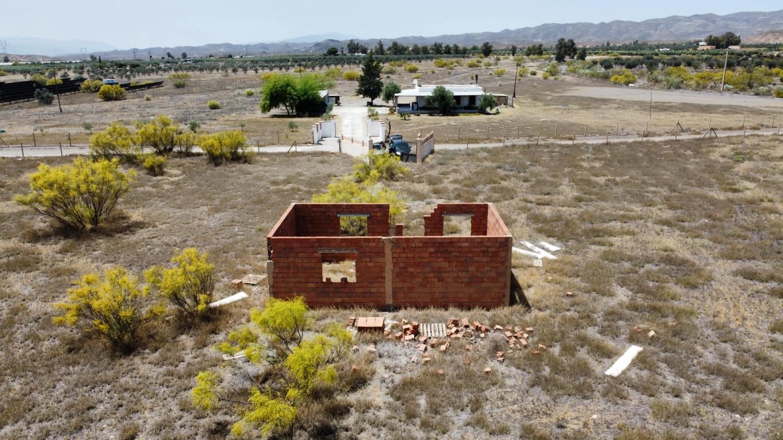 Finca/Landehus til salg i Tabernas - € 80.000 (Ref: 8324752)