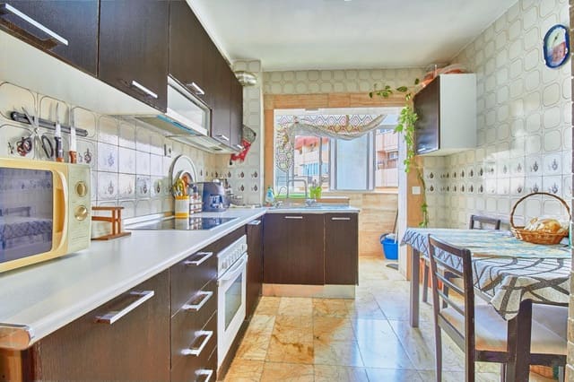 3 bedroom Flat for sale in Fines - € 55,000 (Ref: 8331584)