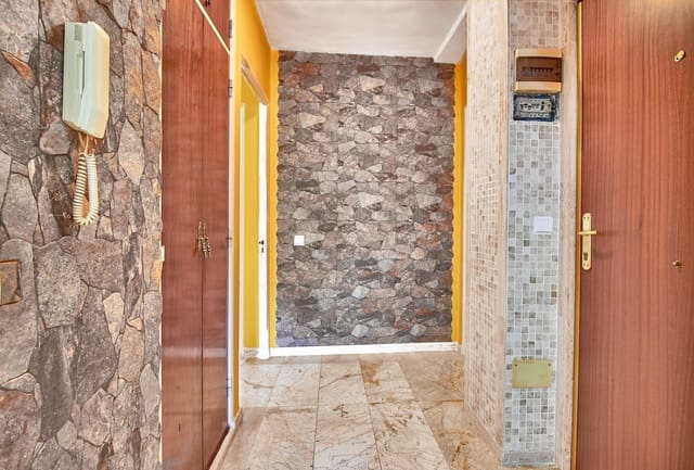 3 bedroom Flat for sale in Fines - € 55,000 (Ref: 8331584)