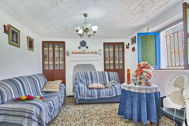 4 slaapkamer Rijtjeshuis te koop in El Margen, Oria - € 45.000 (Ref: 8461849)