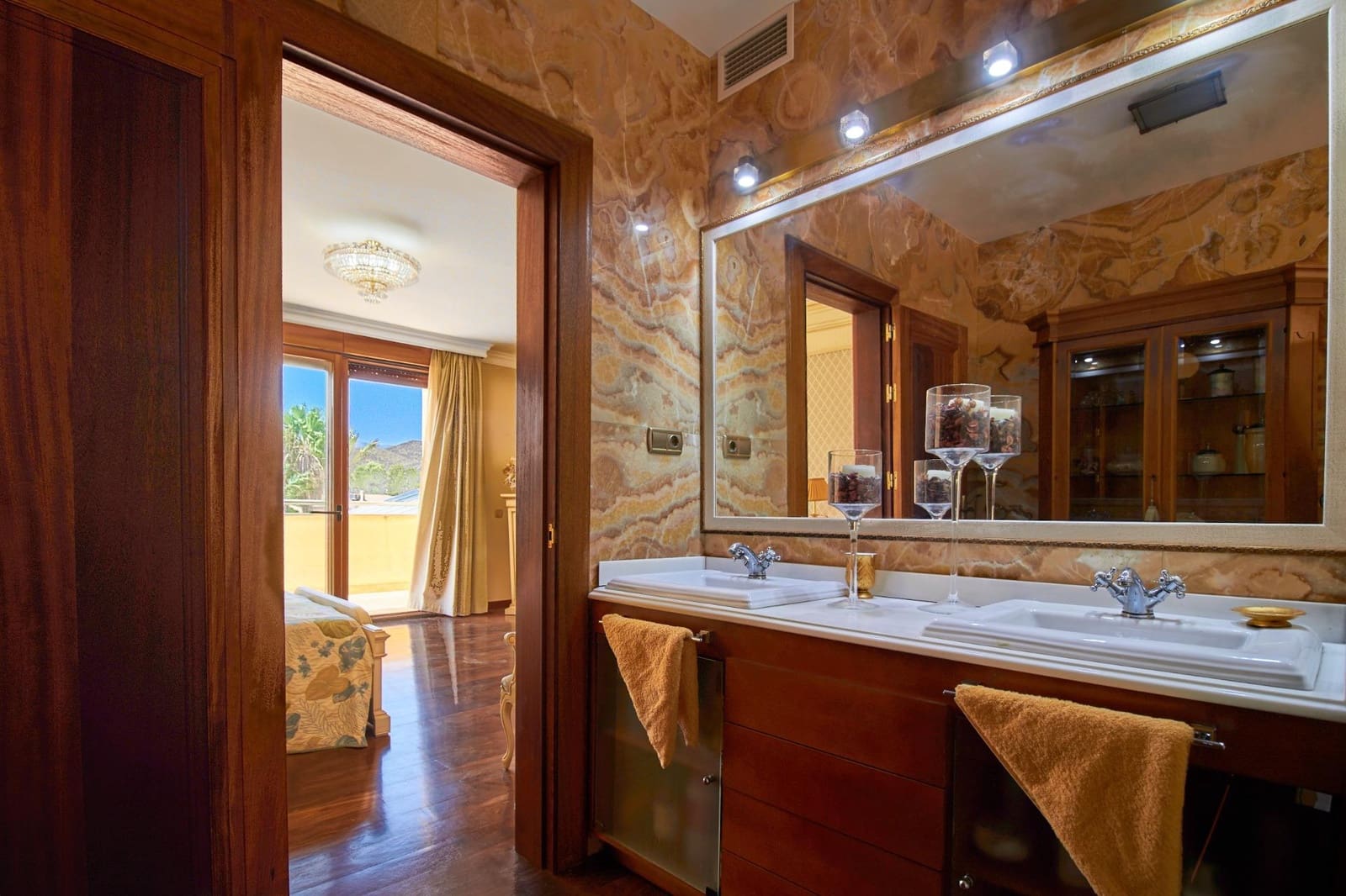 5 soveværelse Villa til salg i Olula del Rio med swimmingpool garage - € 600.000 (Ref: 8500133)