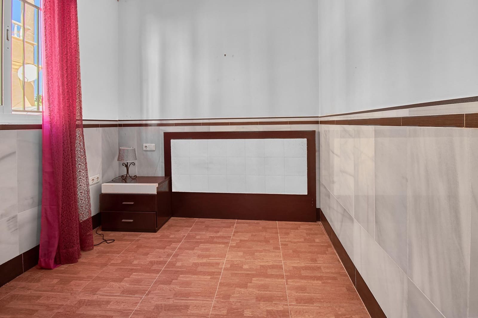 2 soveværelse Lejlighed til salg i Macael med garage - € 55.000 (Ref: 8511823)