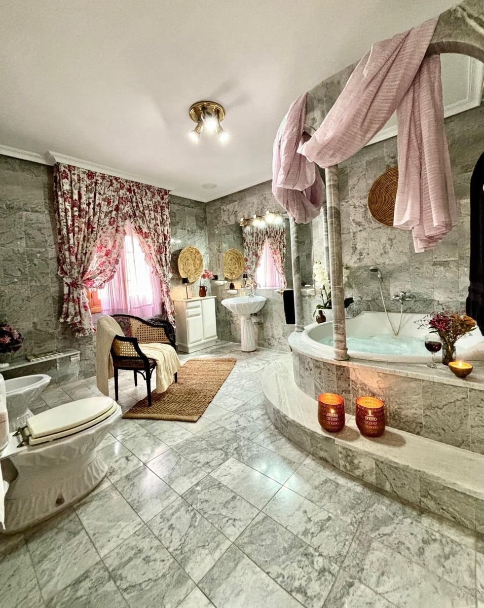 4 soveværelse Villa til salg i Olula del Rio med swimmingpool garage - € 390.000 (Ref: 8646054)