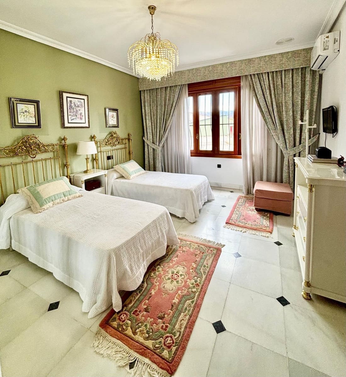 4 soveværelse Villa til salg i Olula del Rio med swimmingpool garage - € 390.000 (Ref: 8646054)