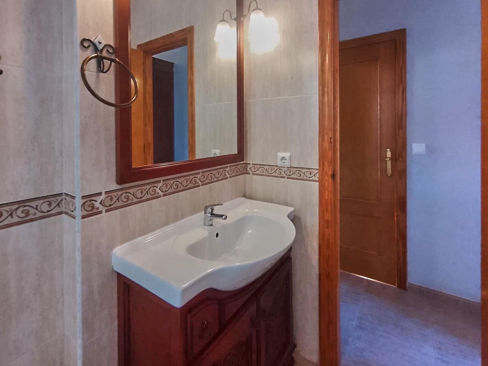 4 bedroom Flat for sale in Olula del Rio - € 150,000 (Ref: 8764923)