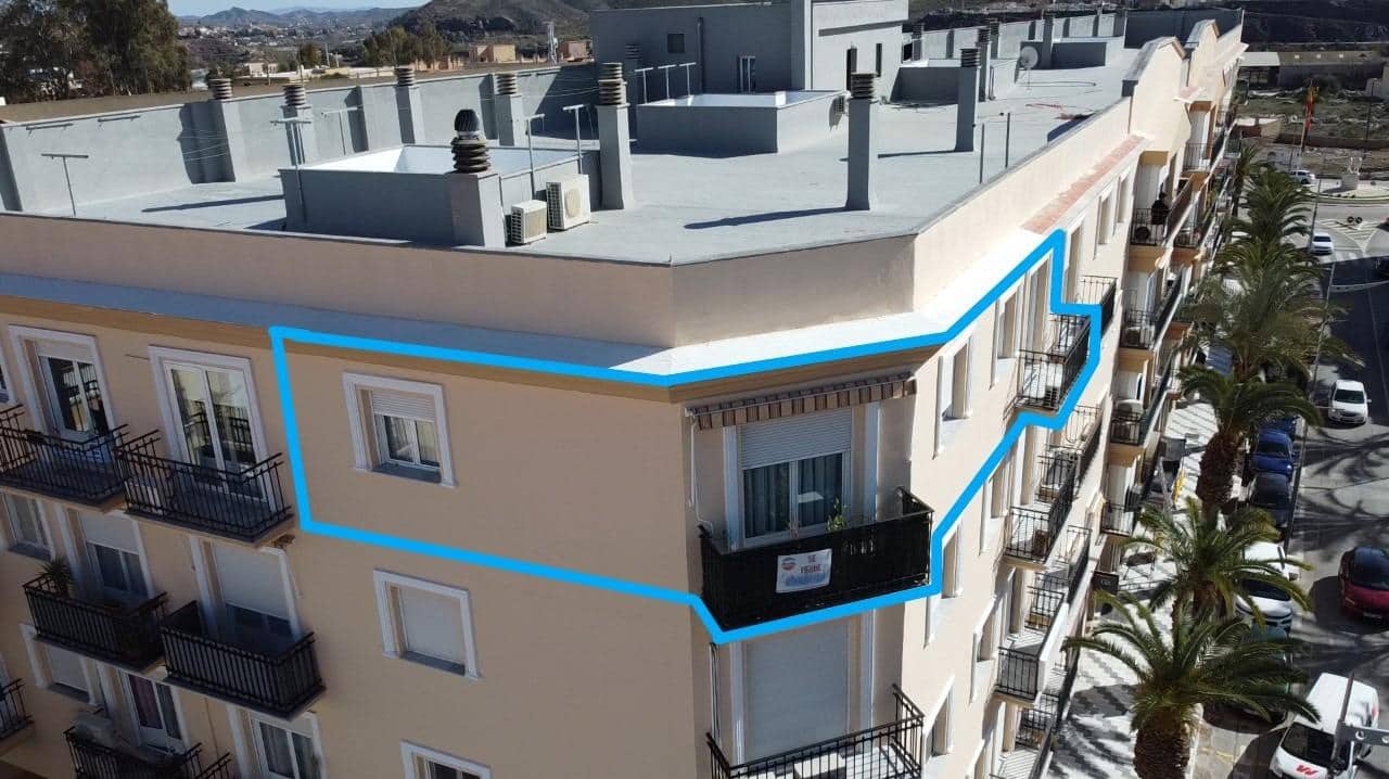 4 bedroom Flat for sale in Olula del Rio - € 150,000 (Ref: 8764923)