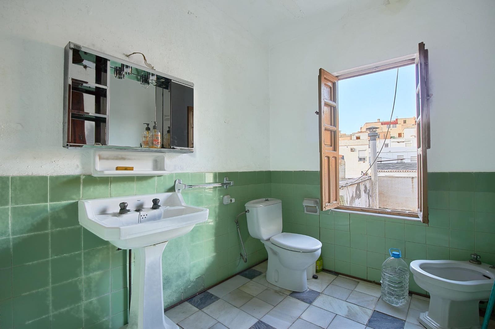 6 soveværelse Finca/Landehus til salg i Macael - € 160.000 (Ref: 8841231)