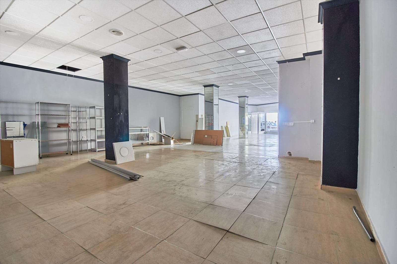 Comercial para arrendar em Olula del Rio - 750 € (Ref: 8937058)