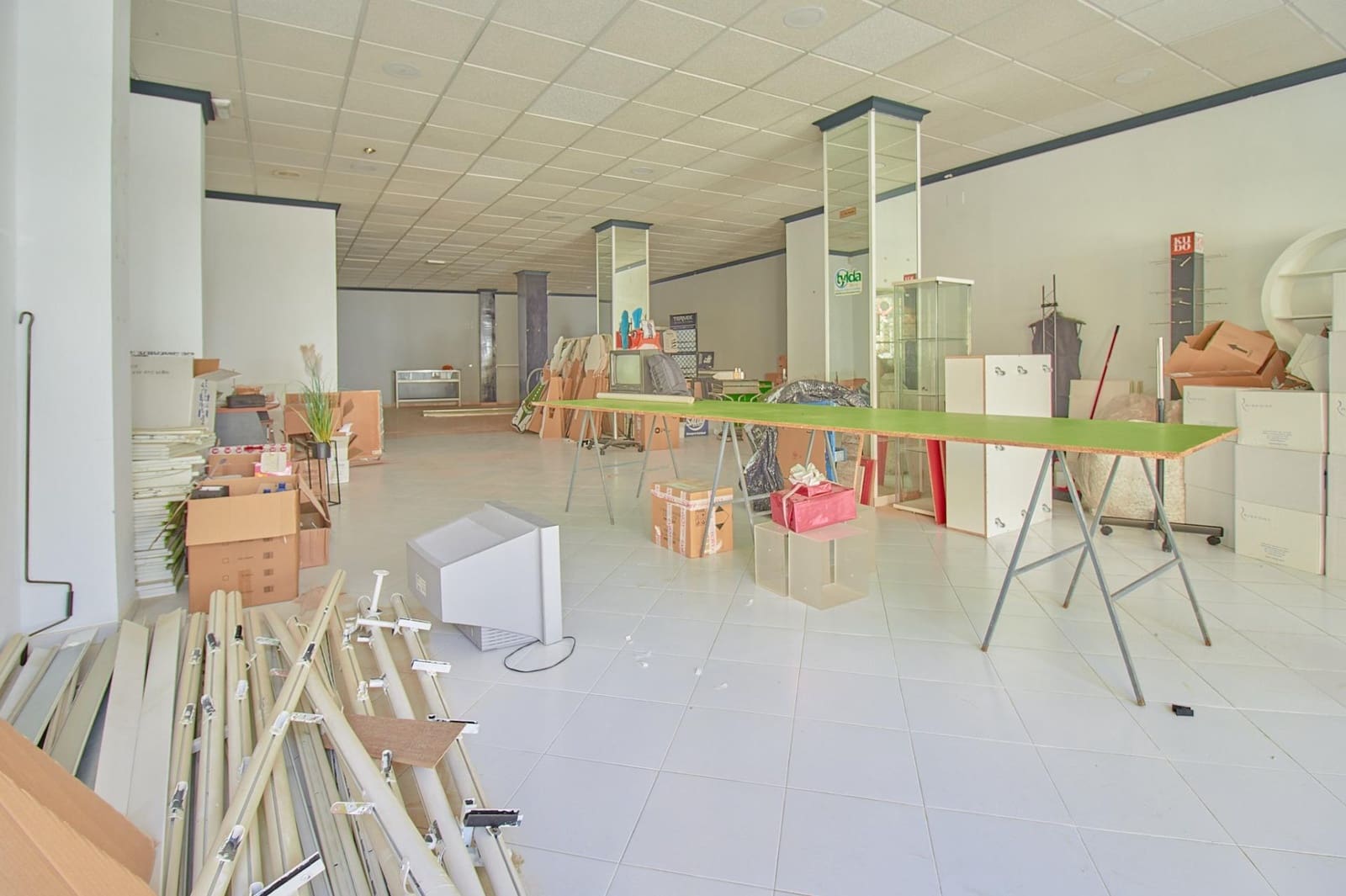 Comercial para arrendar em Olula del Rio - 750 € (Ref: 8937058)