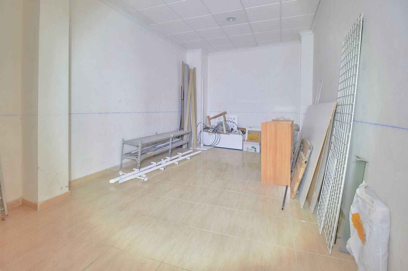 Comercial para arrendar em Olula del Rio - 750 € (Ref: 8937058)