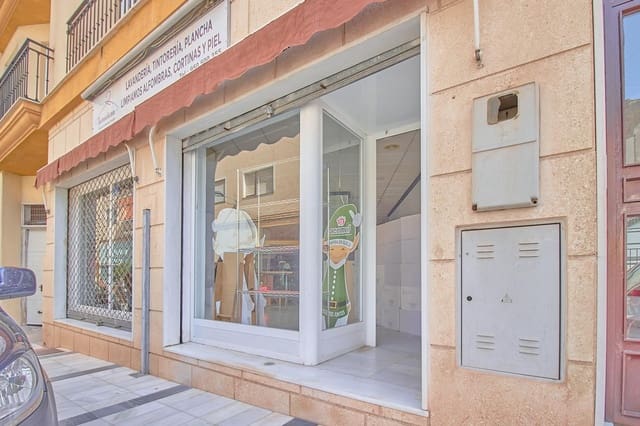 Comercial para arrendar em Olula del Río - 750 € (Ref: 8937058)