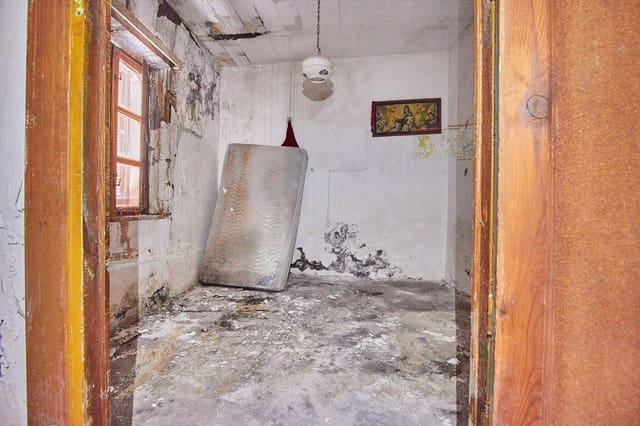 4 soveværelse Byhus til salg i Olula del Río - € 55.000 (Ref: 9029676)