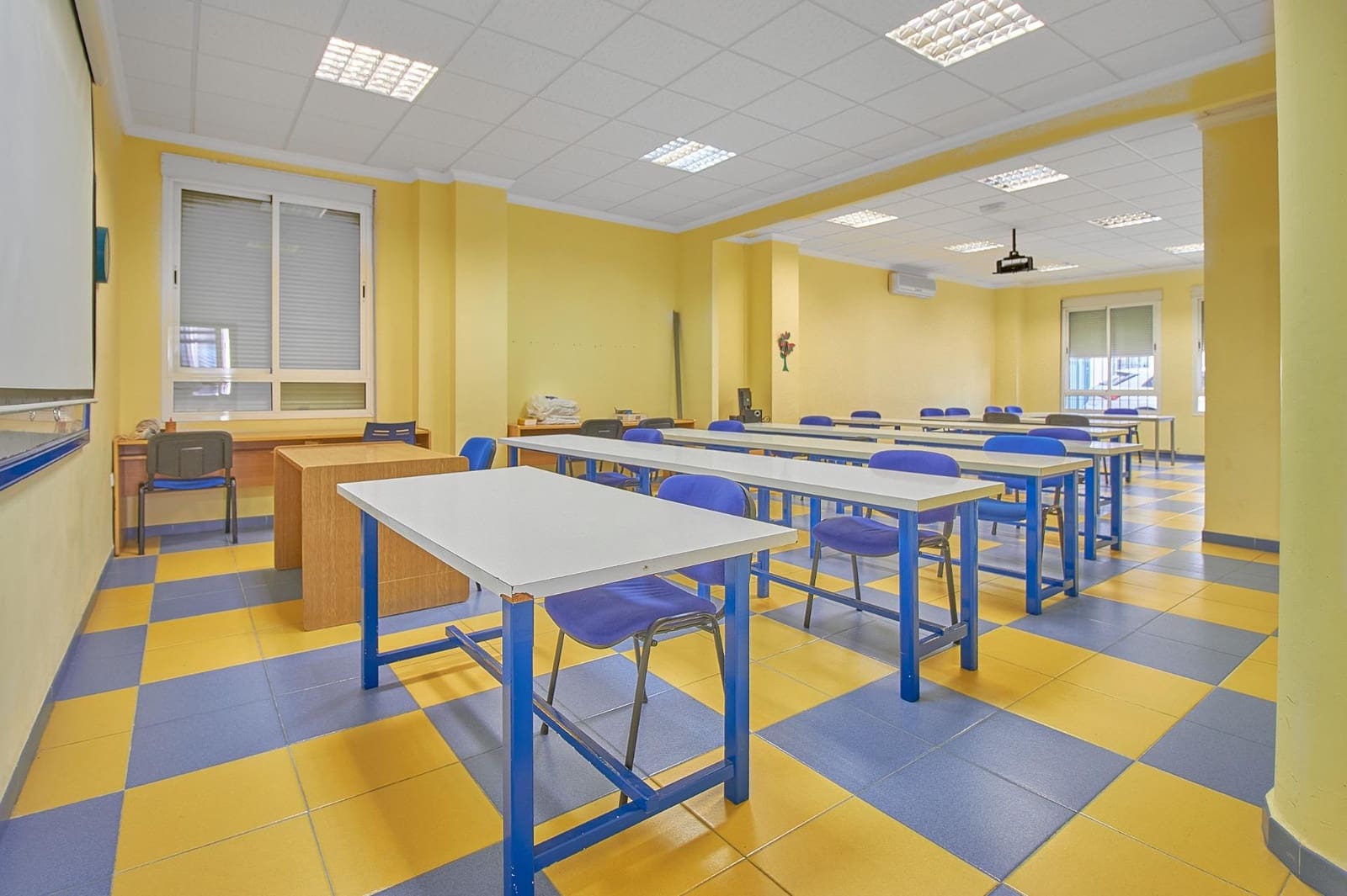 Erhverv til salg i Olula del Rio - € 350.000 (Ref: 9062529)