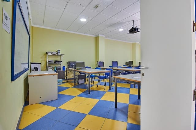 Erhverv til salg i Olula del Río - € 350.000 (Ref: 9062529)