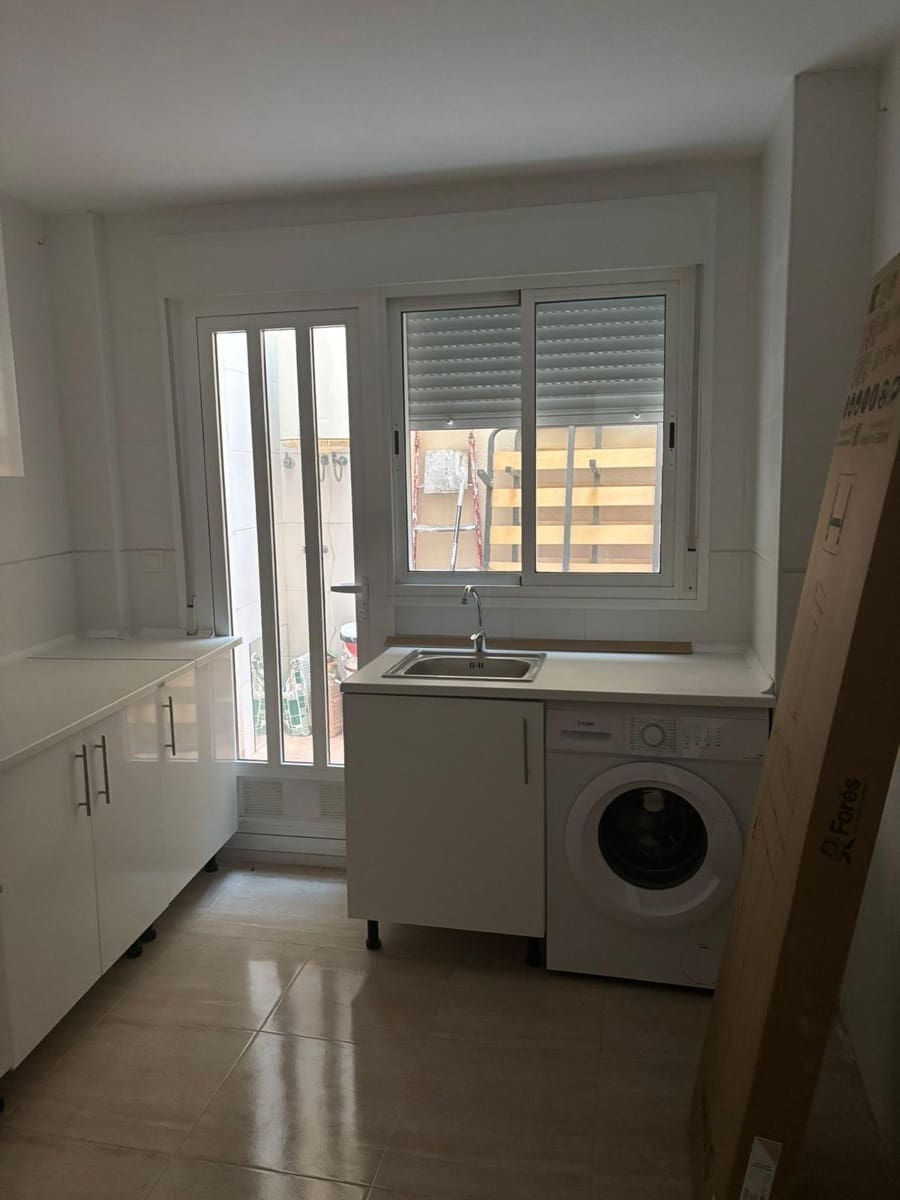 3 sypialnia Mieszkanie do wynajęcia w Purchena z garażem - 450 € (Ref: 9185599)
