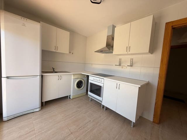 3 sovrum Takvåning att hyra i Purchena - 600 € (Ref: 9206620)