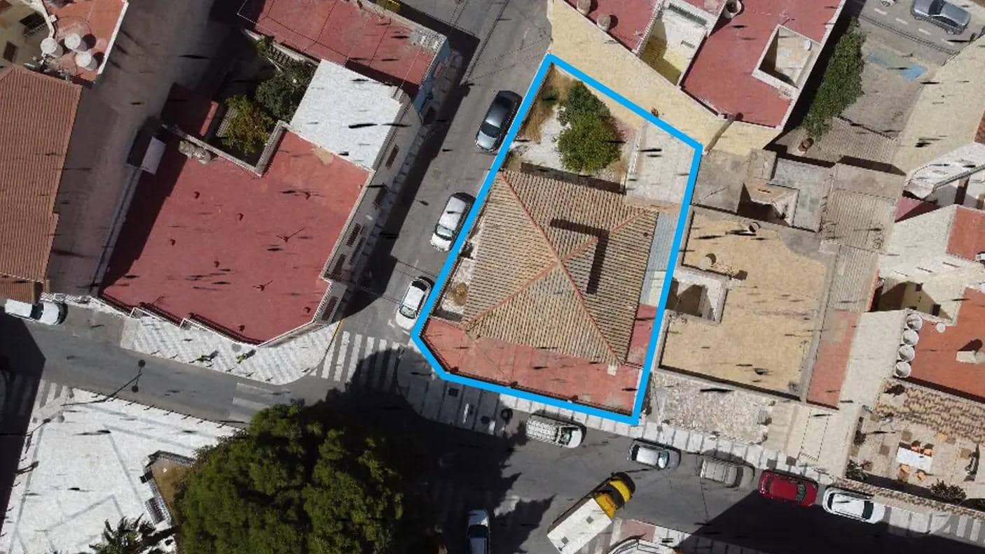 5 bedroom Villa for sale in Olula del Rio - € 230,000 (Ref: 9291755)