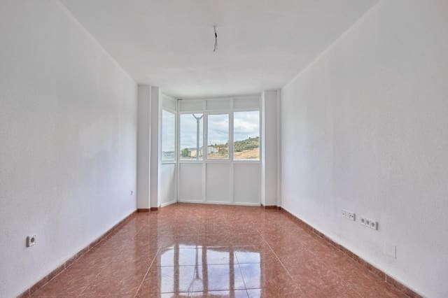 Piso de 3 habitaciones en Macael en venta - 75.000 € (Ref: 9411161)