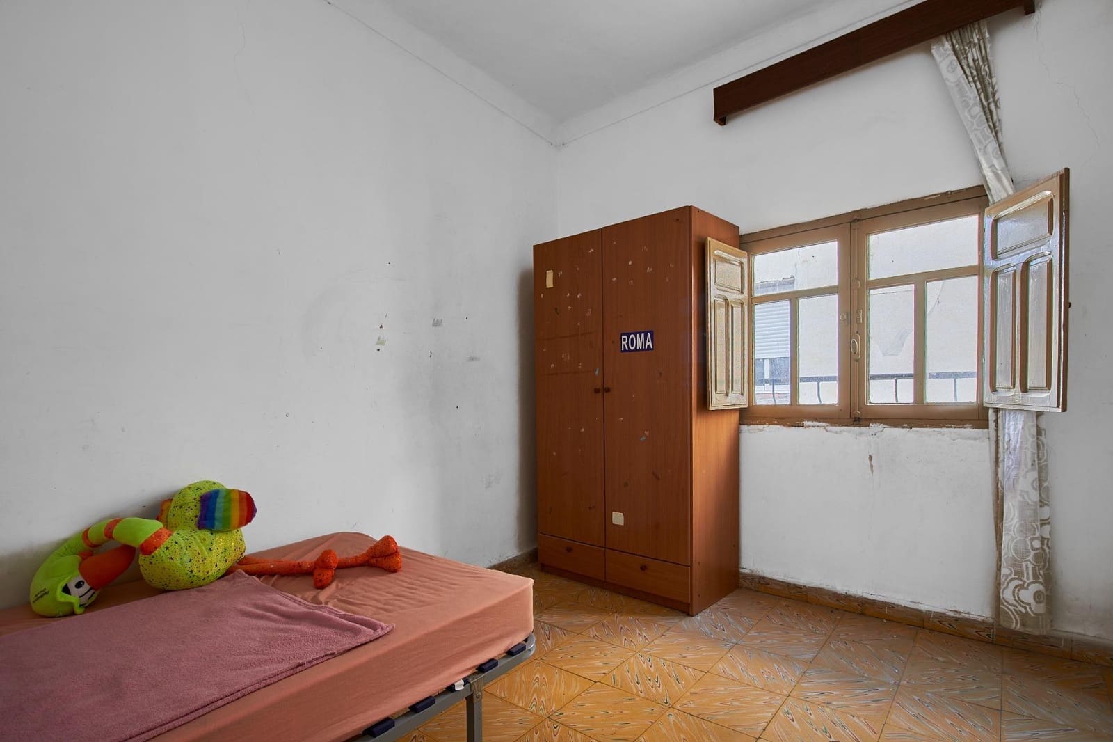 6 bedroom Terraced Villa for sale in Macael - € 38,000 (Ref: 9435148)