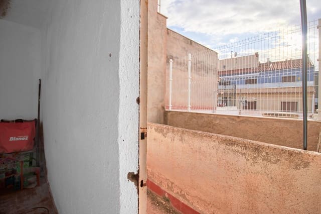 6 bedroom Terraced Villa for sale in Macael - € 38,000 (Ref: 9435148)