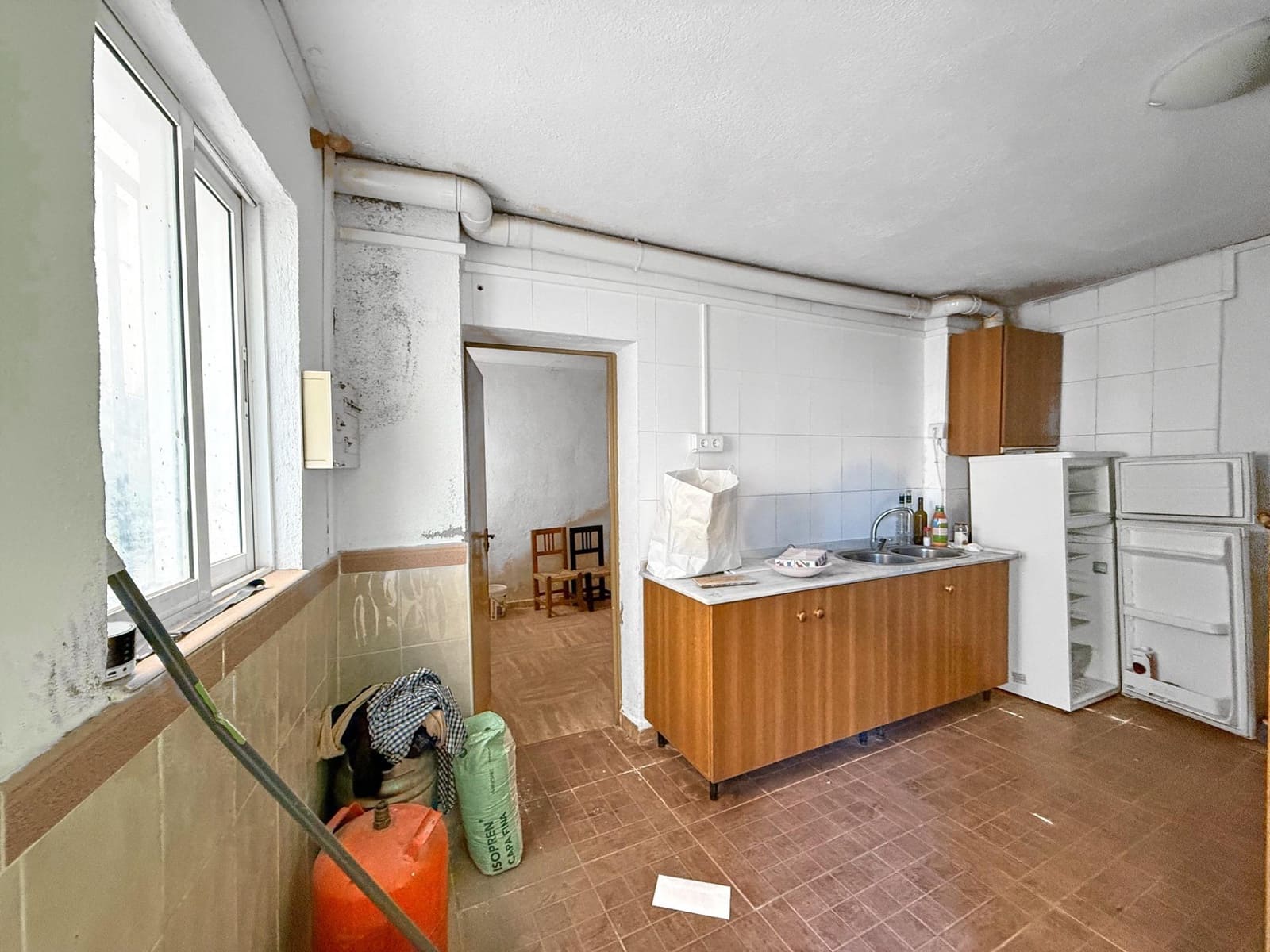 6 bedroom Terraced Villa for sale in Macael - € 38,000 (Ref: 9435148)