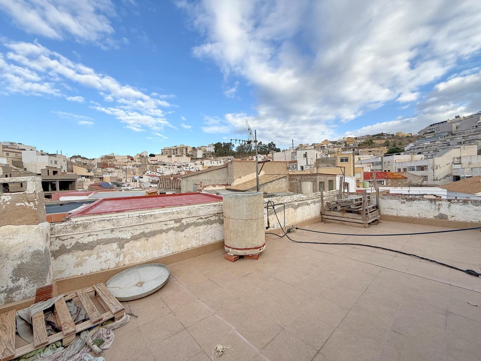 6 bedroom Terraced Villa for sale in Macael - € 38,000 (Ref: 9435148)