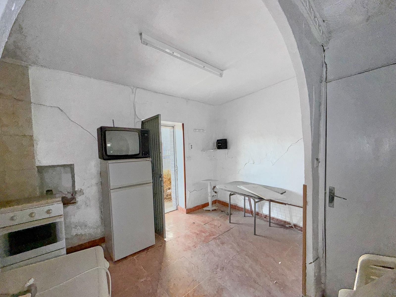 4 slaapkamer Appartement te koop in Macael - € 60.000 (Ref: 9616025)