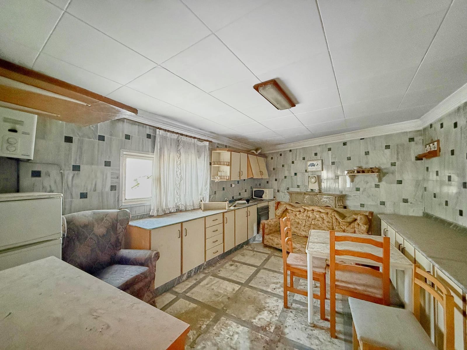 4 slaapkamer Appartement te koop in Macael - € 60.000 (Ref: 9616025)