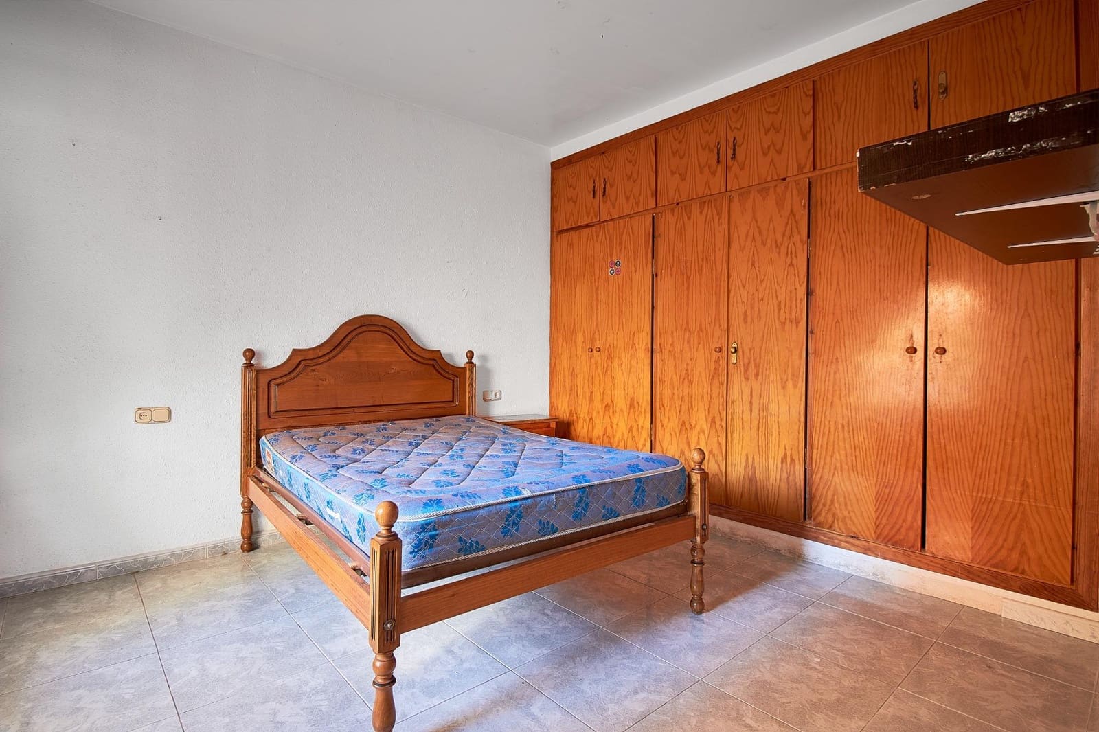 3 bedroom Flat for sale in Olula del Rio - € 80,000 (Ref: 9619438)