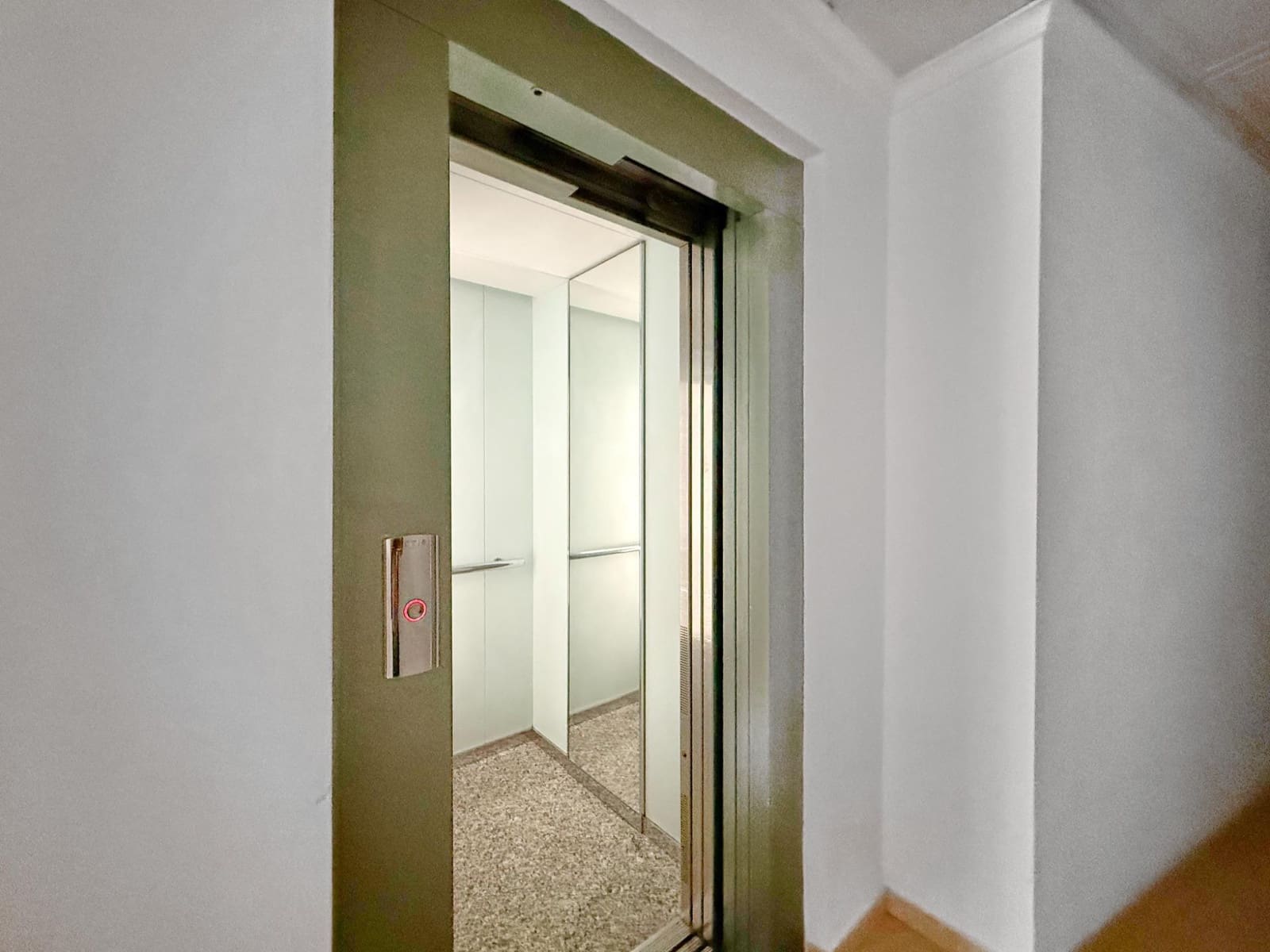 4 bedroom Flat for sale in Olula del Rio - € 145,000 (Ref: 9686590)