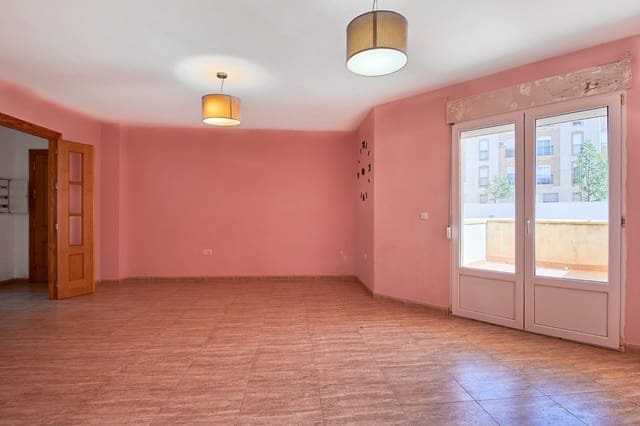 Piso de 3 habitaciones en Olula del Río en venta - 80.000 € (Ref: 9721836)