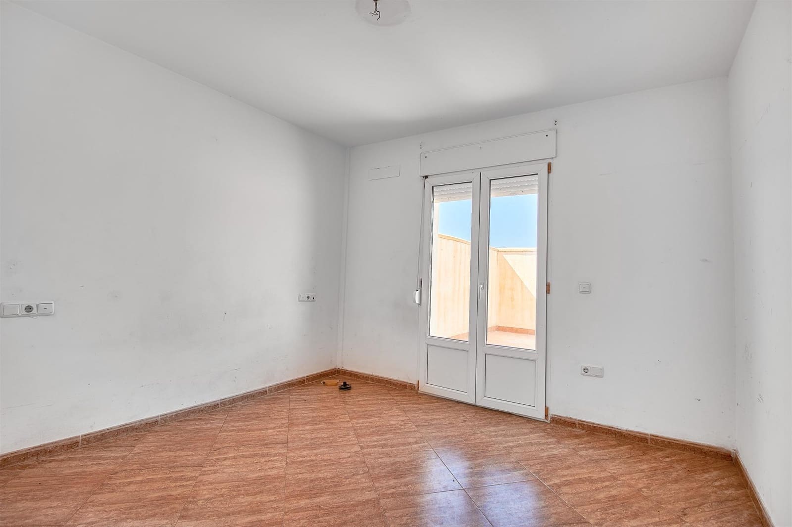 3 bedroom Flat for sale in Olula del Rio - € 80,000 (Ref: 9721836)