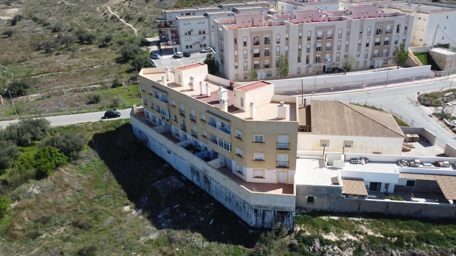 3 bedroom Flat for sale in Olula del Rio - € 80,000 (Ref: 9721836)