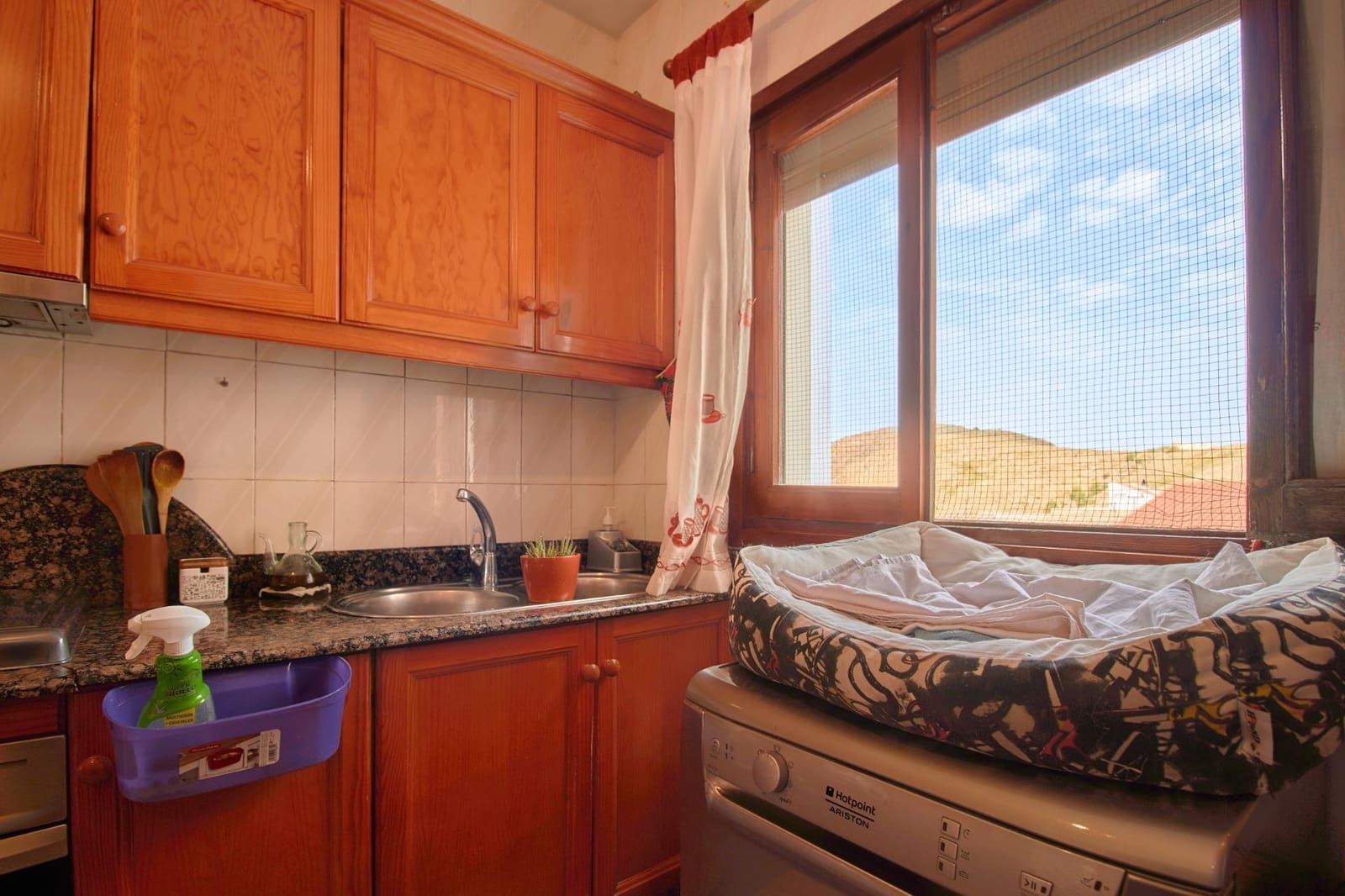4 bedroom Flat for sale in Macael - € 75,000 (Ref: 9806584)