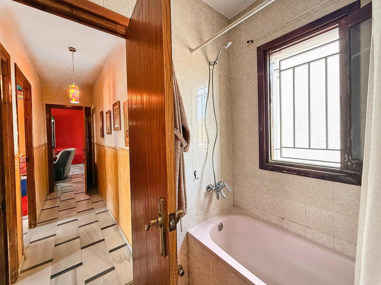 4 bedroom Flat for sale in Macael - € 75,000 (Ref: 9806584)