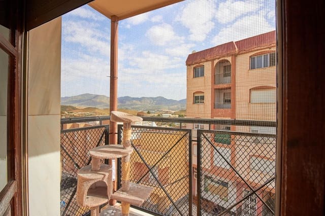 4 bedroom Flat for sale in Macael - € 75,000 (Ref: 9806584)