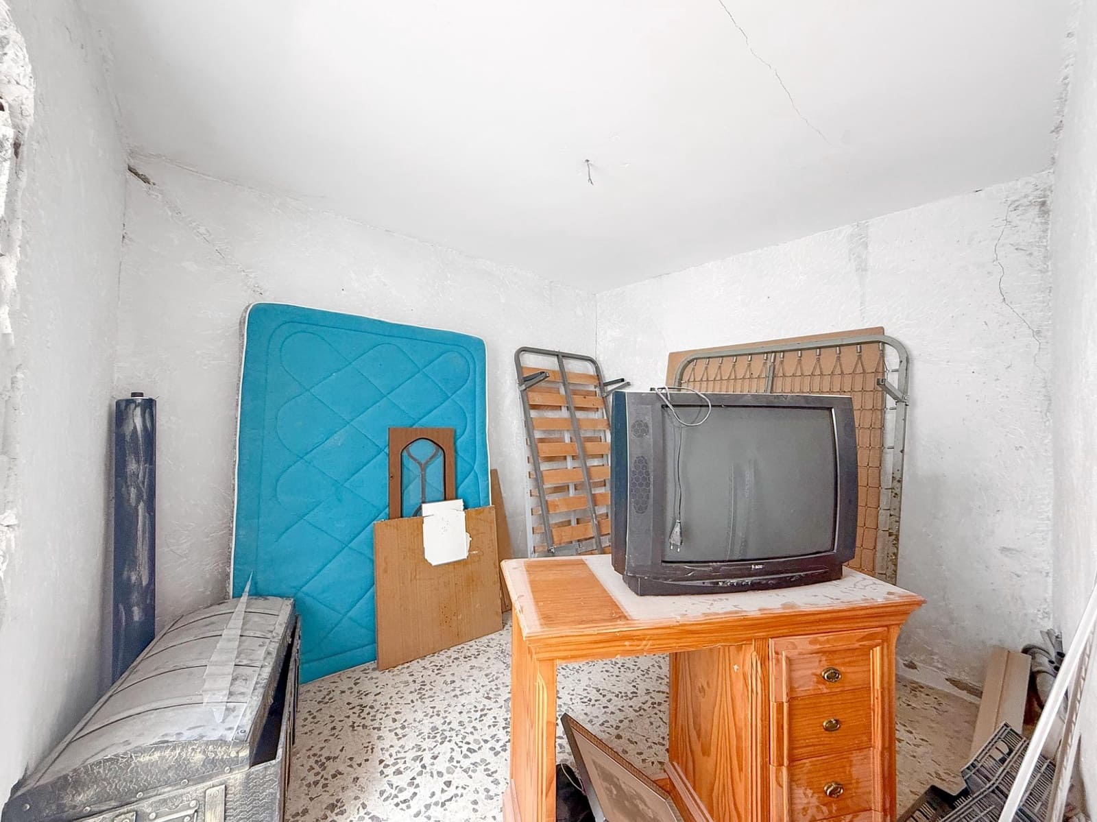 5 bedroom Terraced Villa for sale in Tijola - € 37,000 (Ref: 9918628)