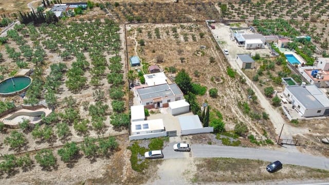 5 bedroom Finca/Country House for sale in Tabernas with garage - € 299,950 (Ref: 9918629)