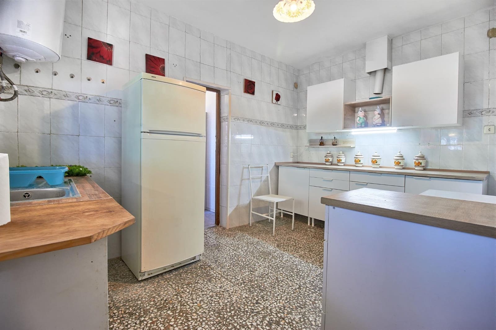 5 bedroom Finca/Country House for sale in Tabernas with garage - € 299,950 (Ref: 9918629)