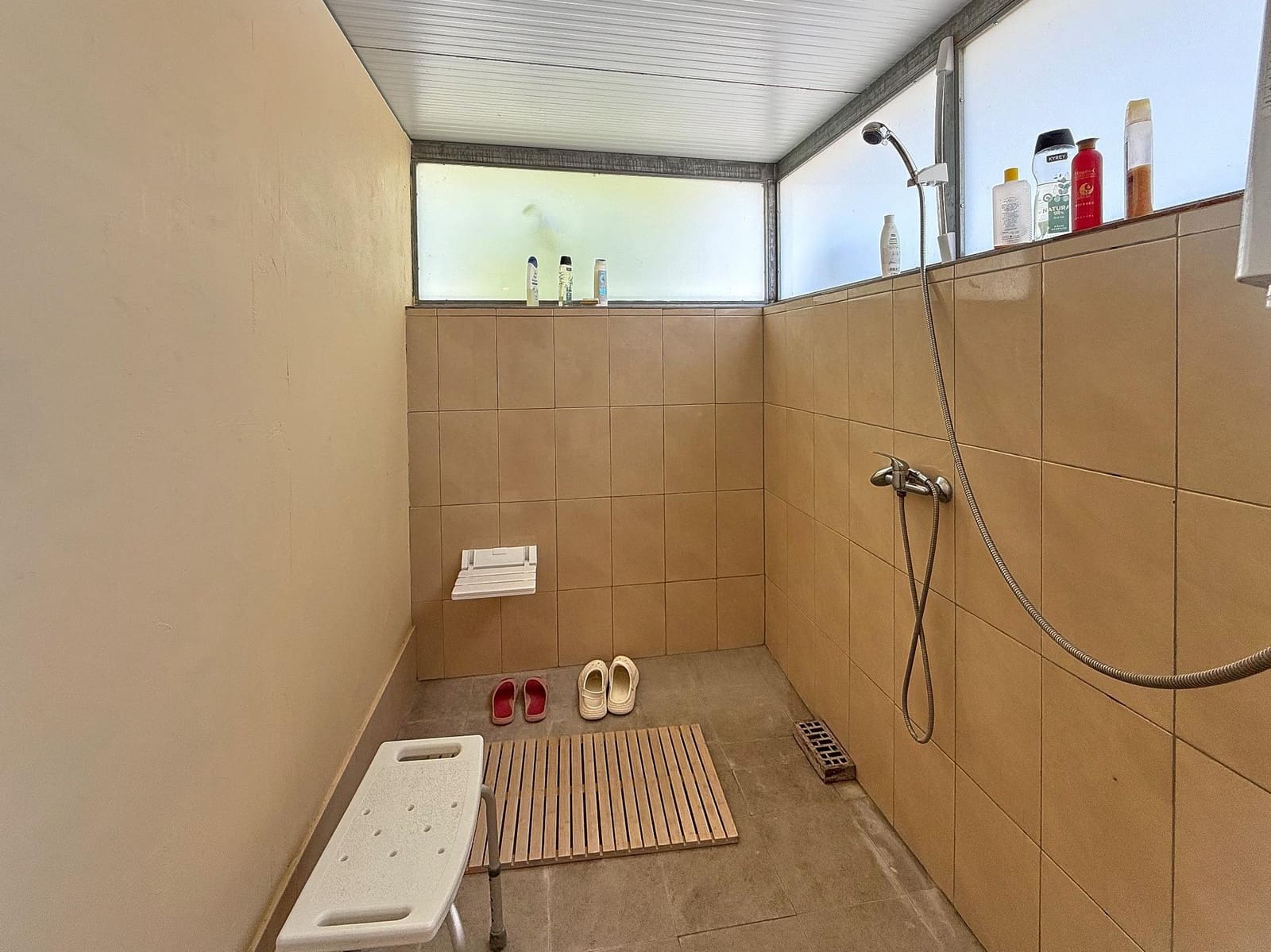 5 bedroom Finca/Country House for sale in Tabernas with garage - € 299,950 (Ref: 9918629)