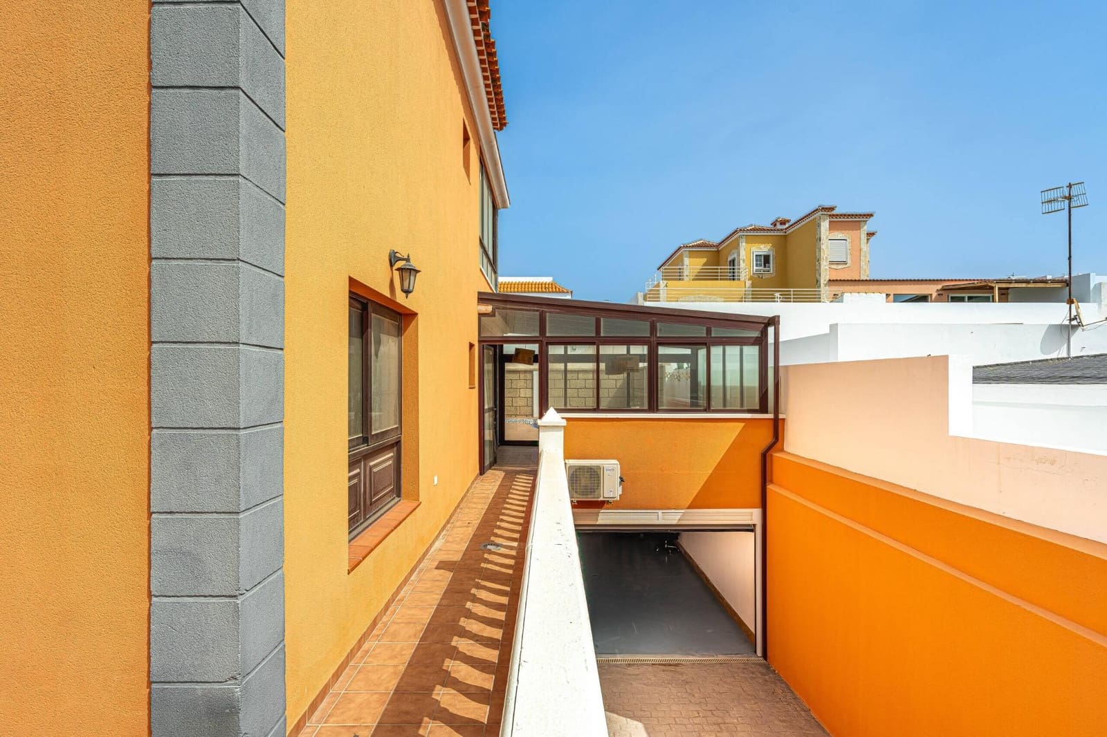 4 soverom Villa til salgs i El Medano med garasje - € 485 000 (Ref: 9234863)