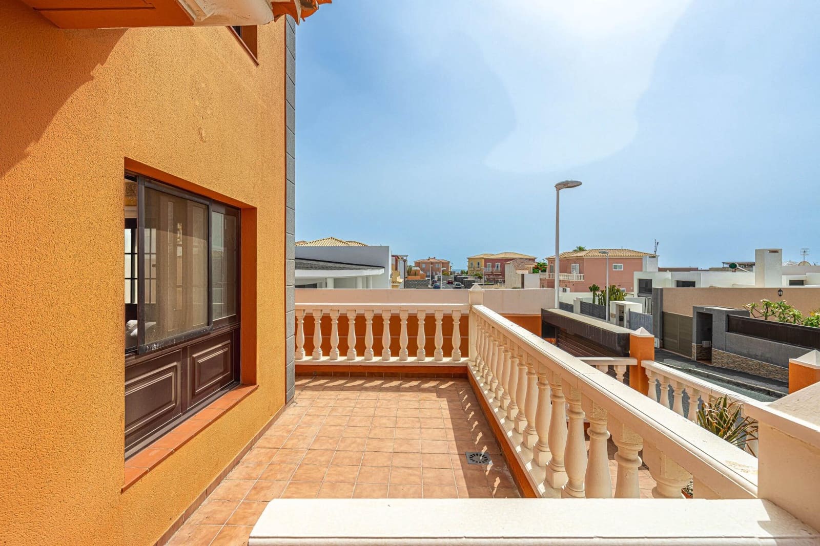 4 soverom Villa til salgs i El Medano med garasje - € 485 000 (Ref: 9234863)